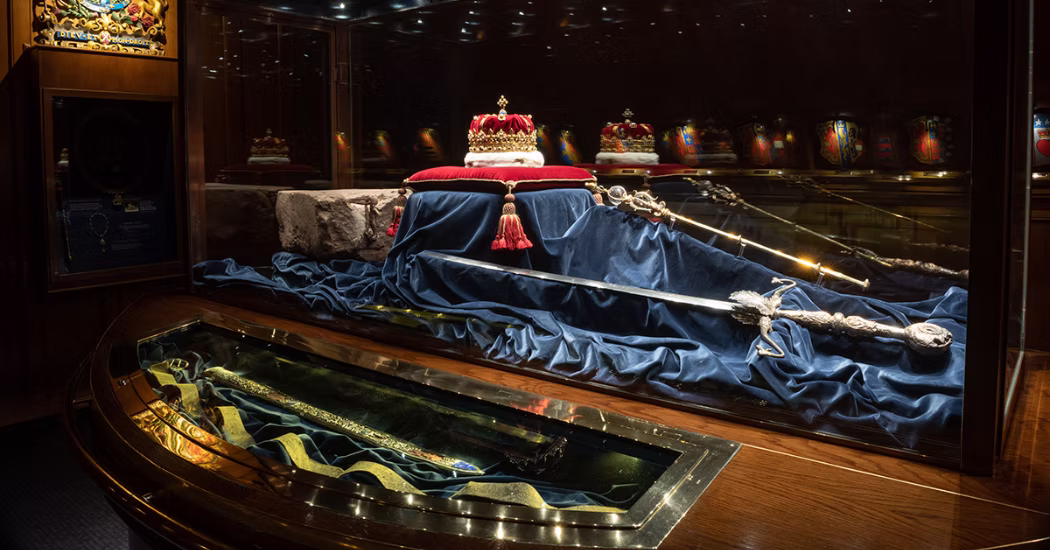 Edinburgh Castle Crown Jewels — Honours of Scotland